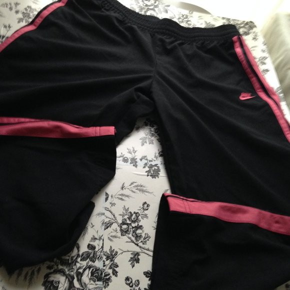 Nike Pants & Jumpsuits Blackpink Nike Pants Inseam 2 Poshmark
